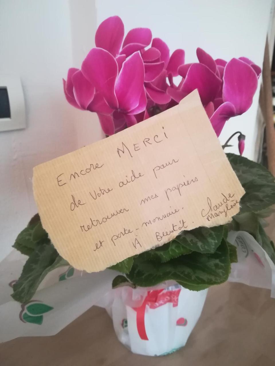 Appartamento Carol House Napoli Esterno foto
